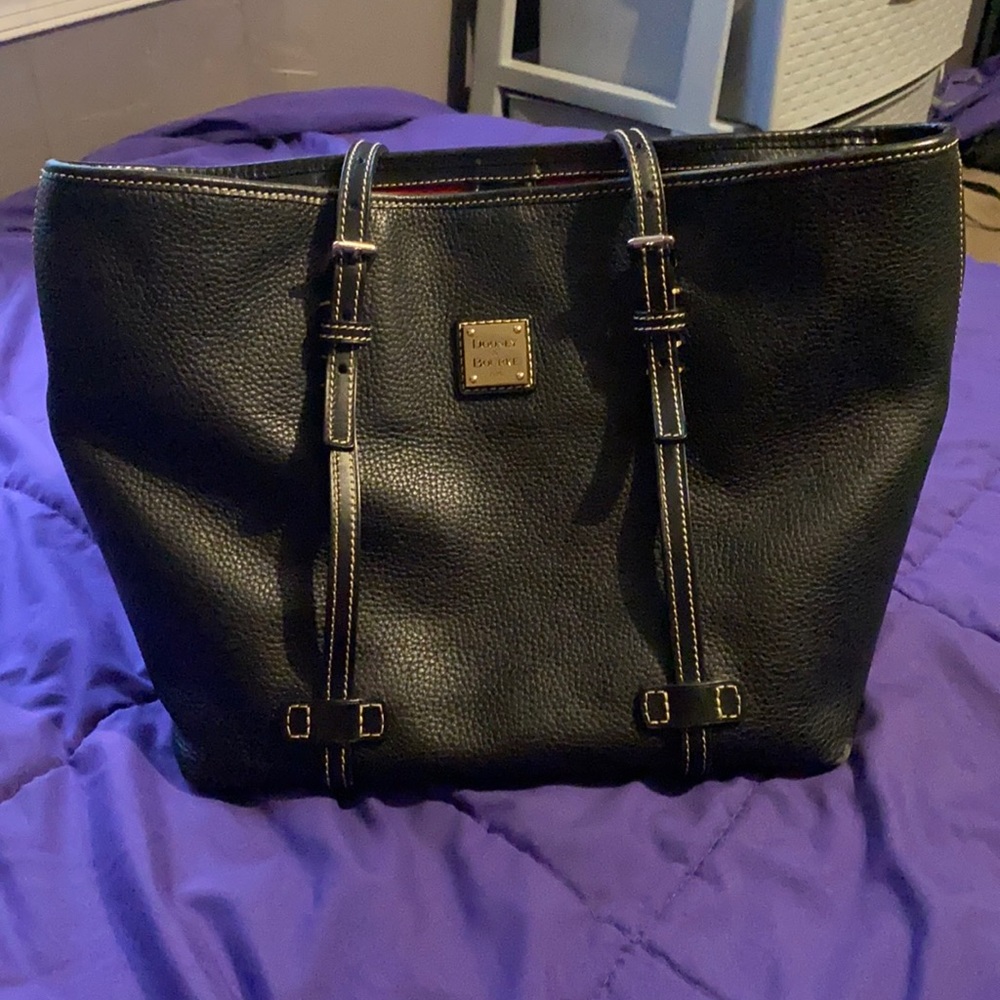 Dooney & Bourke bag